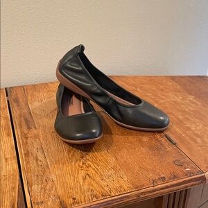 Josef Seibel Fenja 01 Black Leather Ballet Flats – Size 38 – NWOT
